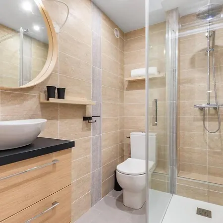 Pepite Face A La Avec Acces Direct Lägenhet